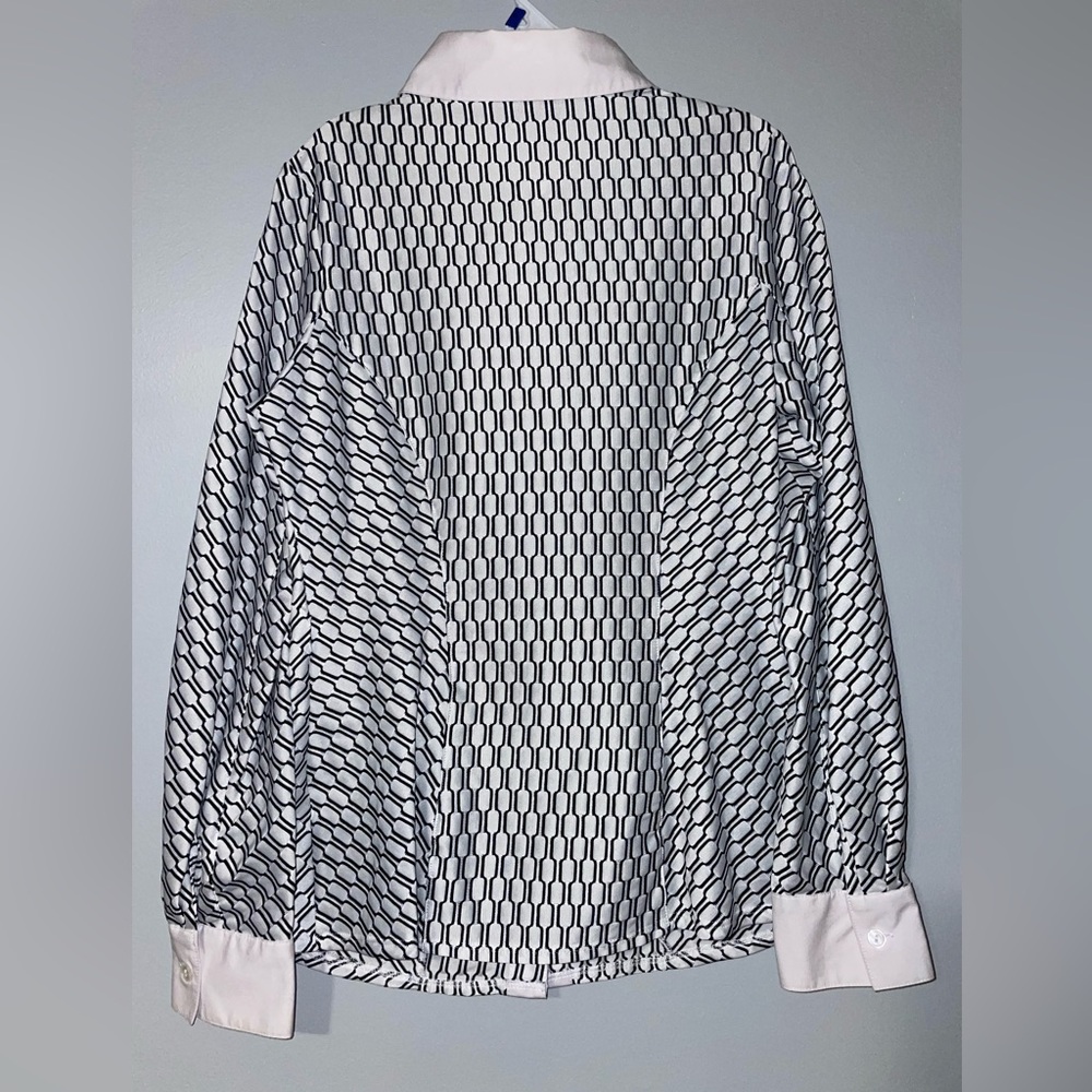🎂Notations Stylish Black and White Women’s Blouse - Picture 3 of 6